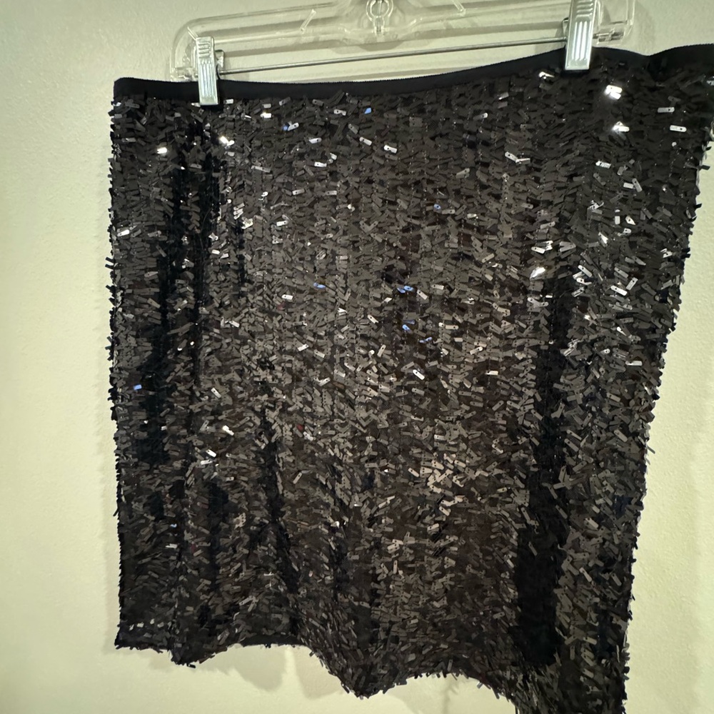 Ann Taylor Women’s  Black Sequin Above Knee Length Skirt Size 14 - Picture 2 of 6